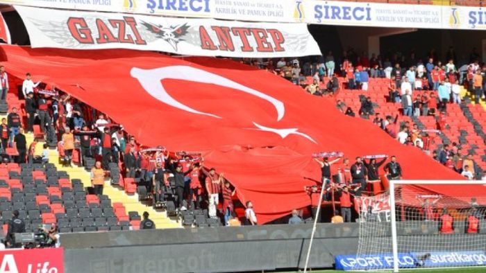 Gaziantep FK taraftarının 29 Ekim gururu